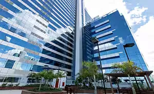 Facade of the Connect Towers building, home of the Brasília office in Águas Claras